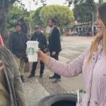 Scott Adkins Instagram – Shadowbucksing @diablothemovie @thescottadkins @cami_sotop @ernestodiazesp @starbuckscol @agora_family @greendogfilms @film_mode_entertainment #colômbia #bogota #chia #film #cine #pelicula #accion #boxing #filmmaking #starbucks #coffee #starbuckscoffee #coffeelovers #coffeeaddict #mma #action #actionmovie #stunt #stuntlife #filmset #redcamera #cinematography #cinematic #movie #martialarts #latinamerica #scottadkins #markozaror #kick #punch Chia, Cundinamarca, Colombia