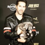 Scott Adkins Instagram - Happy #nationalpuppyday with @hardrockhotels @johnwickmovie
