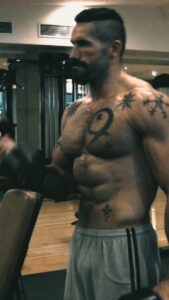 Scott Adkins Instagram -