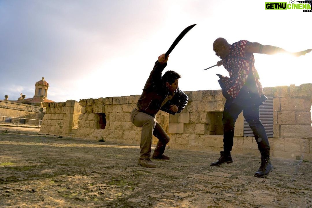 Scott Adkins Instagram - Battling Yendi played by @thisisfaisal in the upcoming Accident Man: Hitman’s Holiday on release October 14th #accidentman2