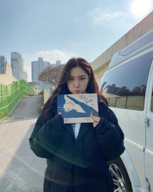 Seo Ji-hye Instagram - 사랑의불시착

본방사수 하시라요
그릠 하트❤️