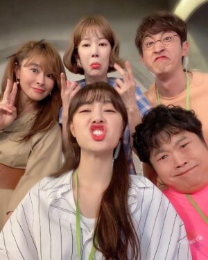 Seo Ji-hye Instagram - #저녁같이드실래요 
병맛 네버다이😤