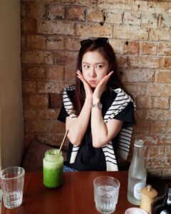 Seo Ji-hye Instagram - 🤗