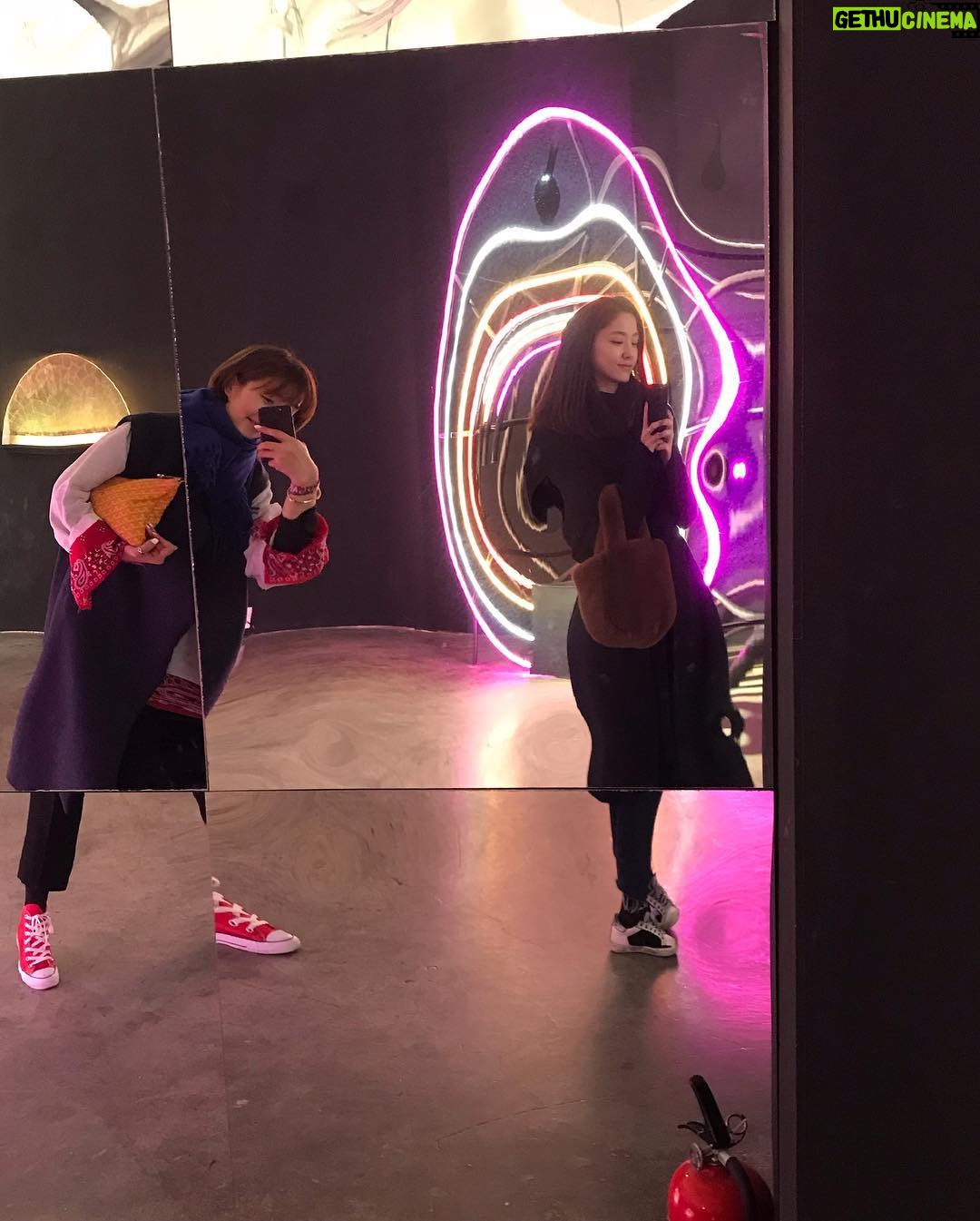 Seo Ji-hye Instagram - #슈가플래닛 달달한 전시🍬🍭 서울숲 갤러리아포레