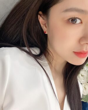 Seo Ji-hye Instagram - 💋

미샤촬영중