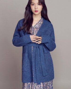 Seo Ji-hye Instagram - 폴앤조 22일 런칭🙂

많은관심 부탁드려요❤️
#롯데홈쇼핑#폴앤조