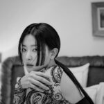 Seulgi Instagram – WWD Korea 4월호 😜🇫🇷
 
@wwdkorea 
@etro 
@depound 

📸 @sunhye_sunhye 
💇‍♀️ @ralkinghair 
💄 @keemme_ 
👗 @cielsoir 
그리고 고생해주신 경미언니 @editork79 
매니저 송희언니 고마워요❣️

파리 어벤져스 슬기팀😘😘 Château des Fleurs