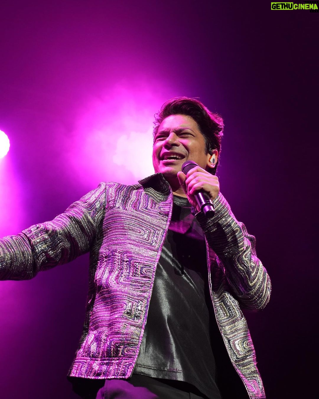 Shaan Instagram - “anjane ehsaaso mein, khuli khuli si saanson mein, jo dhundo toh chhupi hai zindagi.. zindagi se dosti jisse hai aa gayi, usey mili hai andhero mein roshni” Beh Ja - Out Now! Link in bio. #ShaanMusic #BehJa