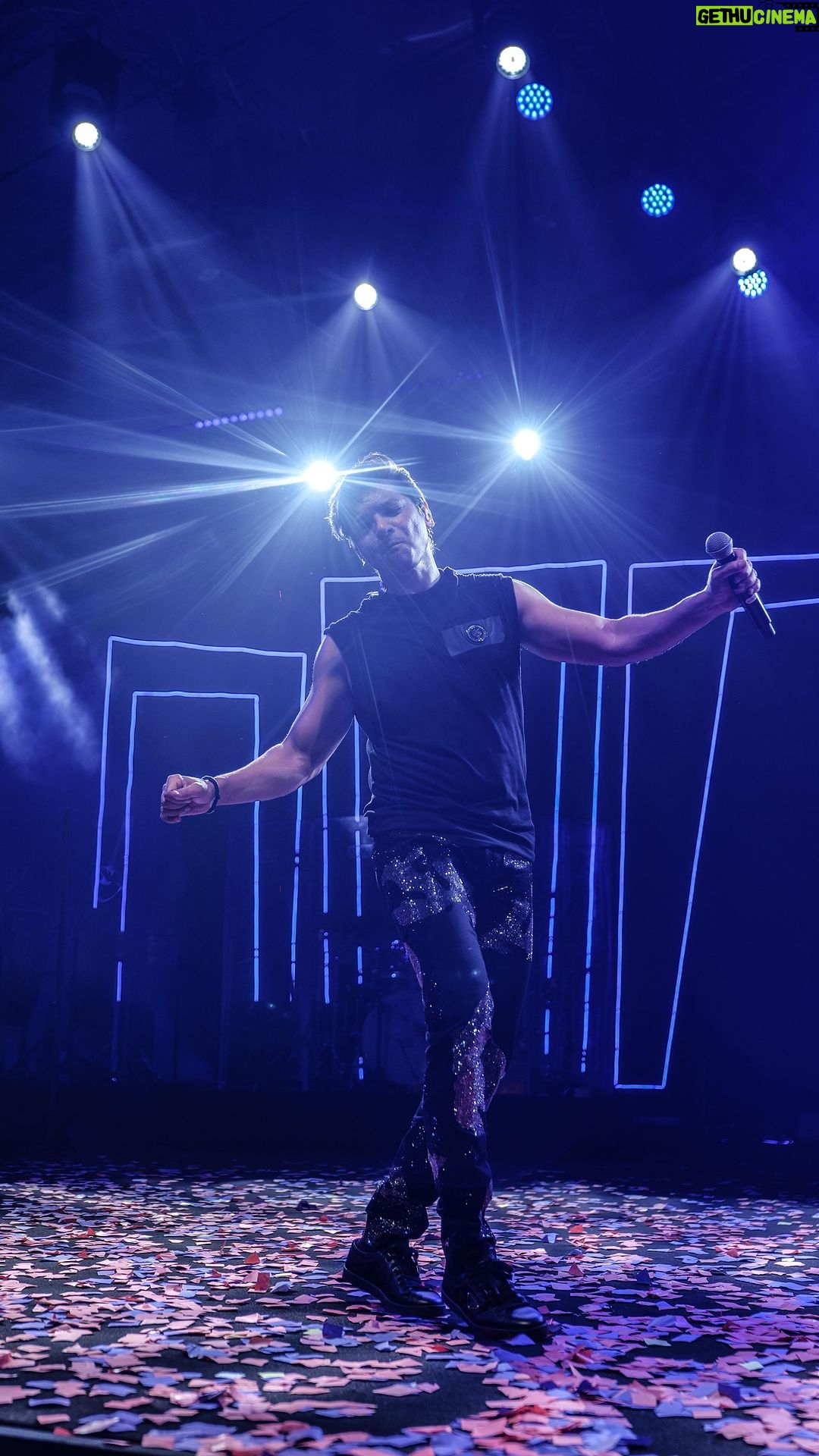 Shaan Instagram - I am feeling more feulled than ever after performing @fittrwithsquats annual event @fittrconnect where I also met and interacted with a community of fitness enthusiasts, that believe in wholistic and healthy living⚡️ A big UP to the @fittrwithjc and @fittrwithrohit and the entire team of Fittr for contributing to the overall health of the community! Grateful to be part of this fitness oasis! 🎶💪 🎬🎥 by our very own @asboxofficial