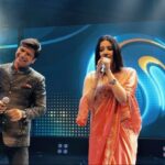 Shaan Instagram – 📍performing at the Ekana Lawn, Lucknow. 

Thank you all for the overwhelming love and support you’ve showered on ‘Nazdeekiyaan’! Your encouragement inspires us to continue creating beautiful music for you. 🎶

@singer_shaan @anamtakhan1official 

#ShaanLive #Nazdeekiyaan