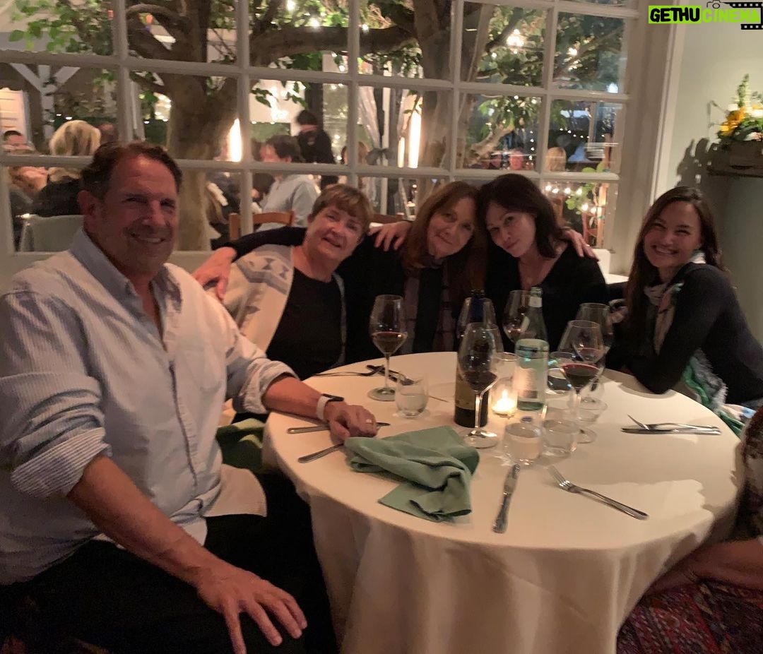 Shannen Doherty Instagram - I say I’m lucky and blessed all the time and I mean it. But my mom is one of the main reasons I feel so lucky. Endless well Of strength and love. Mom I love you. Happy birthday @themamarosa