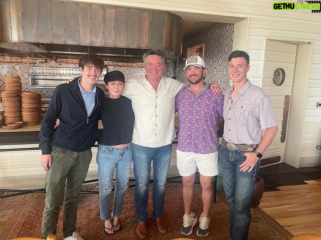 Shannen Doherty Instagram - Family. 💗