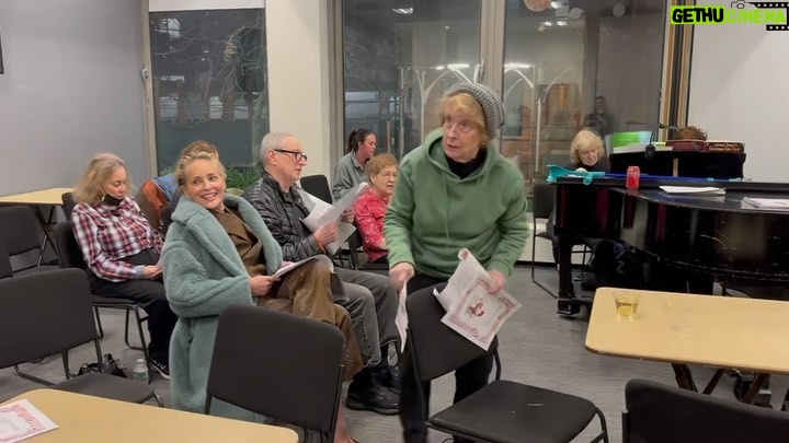 Sharon Stone Instagram - Yes, somehow I ended up at choir practice at the @92ndstreety in NYC with @nymag’s @jerrysaltz. MERRY MERRY 🎄