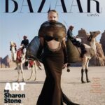 Sharon Stone Instagram - Sharon Stone protagoniza la portada de febrero de Harper’s Bazaar, un número dedicado al arte y al amor en todos sus estados. Icono universal, Sharon Stone se ha trasladado al desierto de AlUla de Arabia Saudí para protagonizar un espectacular reportaje que, al regresar a Los Ángeles, se ha convertido en dos impresionates obras de arte pintadas por la actriz, cuya faceta como artista ya es todo un éxito. Bienvenidos al número donde arte y amor se fusionan en un solo ente. Porque el arte, como el amor, es abstracto. Ambos involucran un sentimiento profundo y recíproco: no se puede amar sin tener a quién expresar ese amor, y sólo el arte es posible si existe una relación entre artista y público. Te contamos todos los detalles en Harpersbazaar.es (link en bio). Fotografía: @ericmichaelroy Director creativo y estilismo: @theparislibby Peluquería: @alexandre.protti Maquillaje: @giuliacmakeup Producción: @blueabaya #theartissue #BAZAARfebrero #WomenInArt