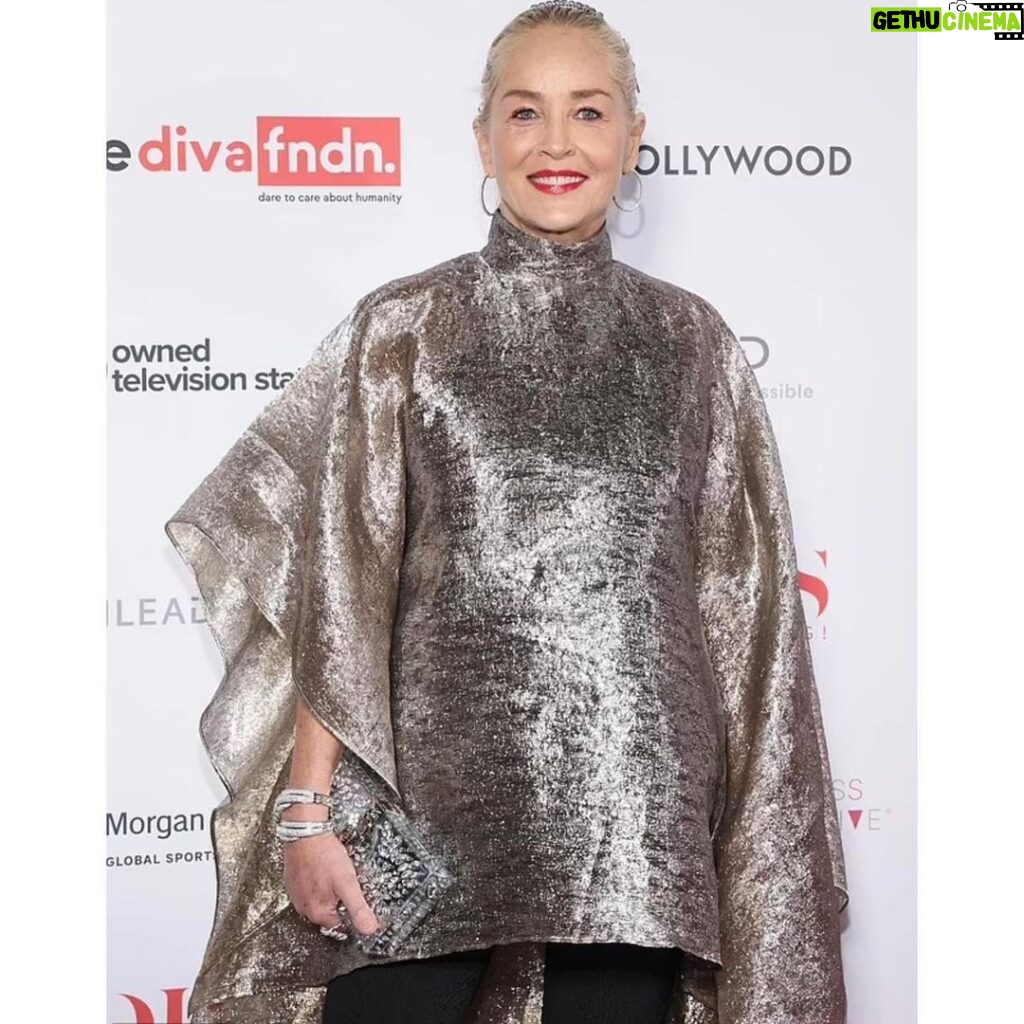 Sharon Stone Instagram - Thank you to @divassimplysinging @thedivafoundation @thesherylleeralph @luciodirosa and my amazing team 🤍 Creative Director/Stylist: @theparislibby at @aframe_agency Makeup: @amyoresman at @aframe_agency Hair/Color: @shahcolor Outfit: @tallermarmo