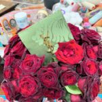 Sharon Stone Instagram – Thx @ysl for the stunning roses. 🤍