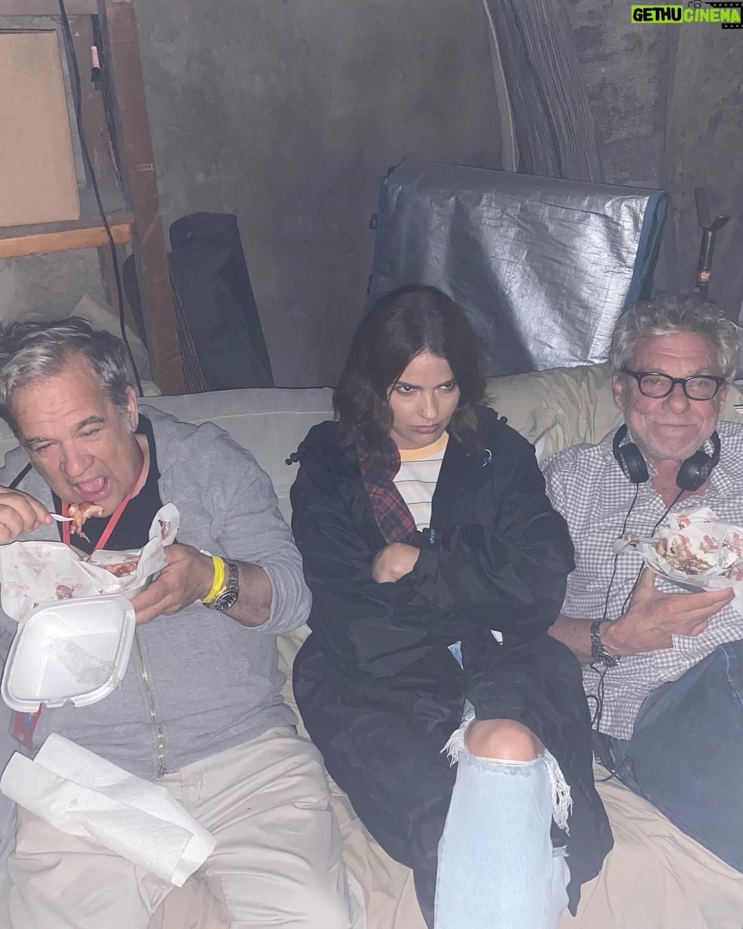 Shelley Hennig - 563K Likes - Hotlanta too