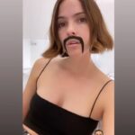 Shelley Hennig Instagram - I let this lady send me home for Christmas once looking like a fried turkey w fork holes in my face but since then I found my godfather @simonourianmd1 he’s everything I ever dreamed of think teen coming of age movie & the lead protagonist is desperately looking for a godfather bc her family isn’t religious so she doesn’t have one but she really wants one so she starts a search & the list of things that her future godfather should possess is kindness let’s her be sassy is a skin care God is funny gives gifts & is protective & doesn’t let her lay in tanning beds but is there for her if she accidentally does 💜 Dr. Simon Ourian - Epione