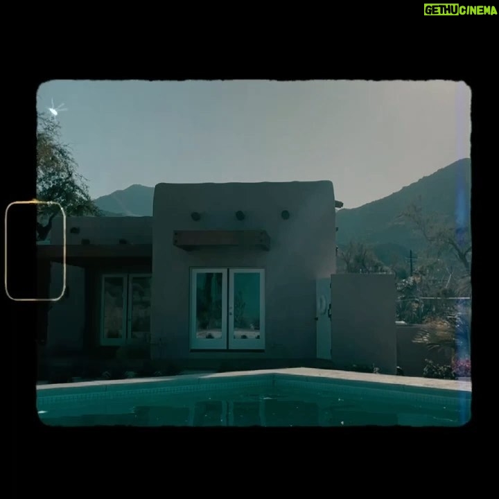 Shelley Hennig Instagram - FYC For Your Consideration “Fingers” is a classic display of Fellini meets Vine if Vine were still on earth an unexpected selfless piece you must see for yourself.” - the filmmaker Leche Palm Desert
