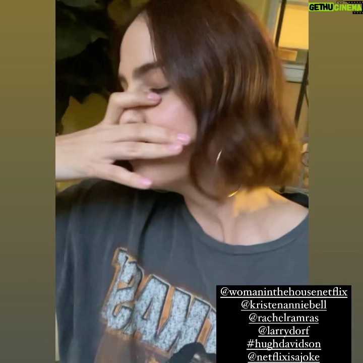 Shelley Hennig Instagram - Join us for the virtual premiere at 5pm PT/ 8pm ET on Jan 25th! #THEWOMANINTHEHOUSEACROSSTHESTREETFROMTHEGIRLINTHEWINDOW is the correct name of the show & im still v sorry about getting that wrong