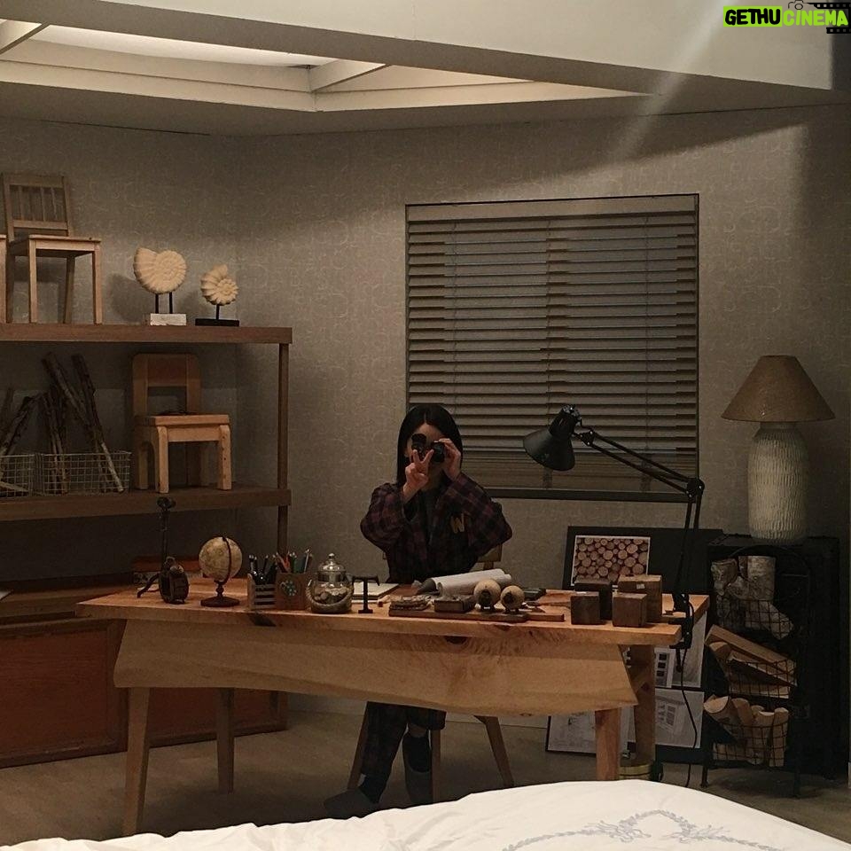 Shin Hye-sun Instagram - #황금빛내인생 오늘내일은 10시에 뵈어요!!^^