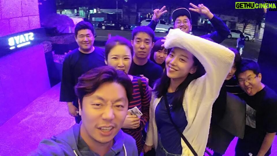 Shin Hye-sun Instagram - 생일을맞아얼굴몰아주기해주시겠다던내사랑회사식구들♡♡♡ 하지만ㅋㅋㅋㅋ실패인걸로 ㅋㅋㅋ 즐거운생일엔가족들과(회사가족들)♡♡♡♡