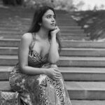 Shobhita Rana Instagram - 🖤🕷️ New Delhi, India