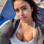 Shobhita Rana Instagram - february selfies so far 🪞✨ Dubai, United Arab Emirates