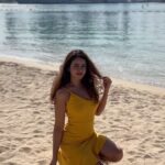 Shobhita Rana Instagram - such a gemini! ✨☀️♊️ #sunday #beachlife #dxb #reels #reelsinstagram Palm West Beach
