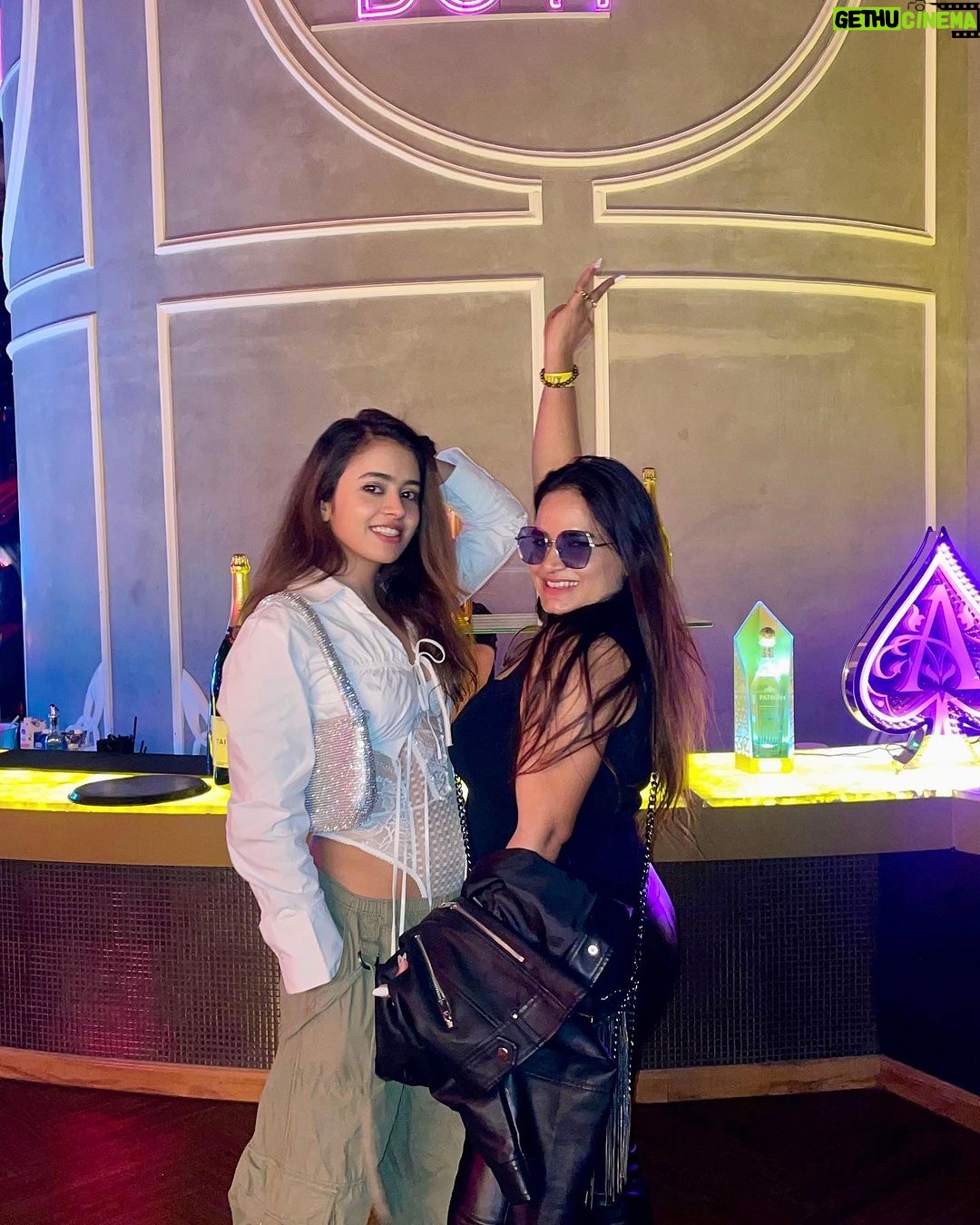 Shobhita Rana Instagram - 4ever <3 last one 😹💤 @mamta08 Dubai, United Arab Emirates