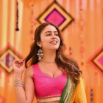 Shobhita Rana Instagram - 🎷🌼🎊 ✨