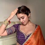 Shobhita Rana Instagram - देसी गर्ल 🪔💥 wearing @sarmaya_fashion earrings @tanishqjewellery #chandigarh #festivevibes #diwali2023 Chandigarh, India