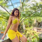 Shobhita Rana Instagram - if you want something, you just have to do it. Even if it means doing it alone. Just thinking about how many incredible experiences I would have missed out on if I hadn’t decided to travel solo. Also, someone might not want it as much as you or it’s not their style of trip.. like waking up early, watching sunrise, doing hikes, exploring cafés, healthy lifestyle, etc. I think it just gives you so much confidence and that ‘main character energy’. Doing things alone is empowering and I’m so glad I took this trip! 🐝 💦🏝️☀️🫧👙🥗🧳🌈 #hosted Bali, Indonesia