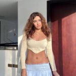Shobhita Rana Instagram - Transition from Vegan junk-food to Vegan plant-based girl 🌱🥗🥒🥬🥦 Ps: whatsoever, vegan for life! #loveanimals #plantbased #vegangirl #animallover #veganlife #healthylifestyle #sunshine Dubai, United Arab Emirates