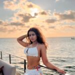 Shobhita Rana Instagram - all white mood for @the_shivanna ❤️‍🔥 @presscomms #collab #cruising #balilife #indonesia #sunset #cruiselife #balitourism #solotravel Bali, Indonesia
