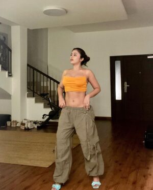 Shobhita Rana Instagram - hi 🧸🧋