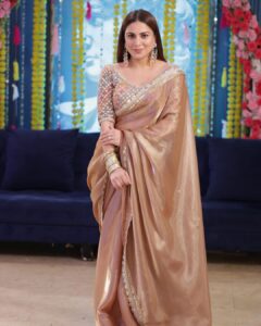 Shraddha Arya Instagram - #AajKiShootSe ❤️ @pappu.gupta.549