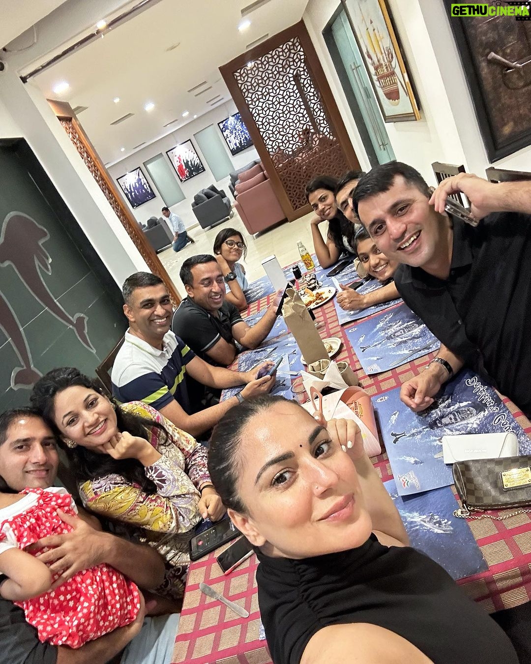 Shraddha Arya Instagram - Happy Birthday, HubbyBubby❤️! #OurLittleBirthdayCelebration
