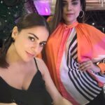 Shraddha Arya Instagram – Arora Sisters!! ❤️❤️ #PreetaKiShrishti