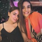 Shraddha Arya Instagram – Arora Sisters!! ❤️❤️ #PreetaKiShrishti