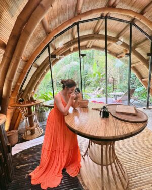 Shrenu Parikh Instagram - What’s brewing??! ☕️ 
.
.
Outfit: @nore21_in 
Brand Pr  @styling.your.soul x @socialpinnaclepr 
#bali #coffee #hideout #sideman #travel #stories #outfit #fashion #orangeisthenewblack
