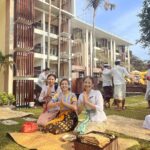 Shrenu Parikh Instagram - Last stop! Seminyak!!! City life hustle bustle… beach clubs, lil markets and much more… 3 days here were honestly jam packed with a lot of temple and waterfall visits all falling in place.. thanks to @pickyourtrail . Day 1 we went to ulluwatu ( monkeys there are damn funny n scary) Day 2 banyumala falls, ullundanu and tanha lot temple Day 3 WAS LEISURE DAY🤣 So we planned on hopping clubs and chilling by the beach . But special mention to the property @grandseminyakbali where we stayed… such a lovely place by the beach, windy breezy , great food and warmest staff… 🥺 . Full moons here in Bali are celebrated by offering prayers as they say on full moons gods descend on the island and blesses everyone n brings harmony so we prayed with the hotel staff, made canang sari too🌺🙏🏻 #seminyak #bali #diaries #honeymoon #fullmoon #canangsari #grandseminyak . Footwear : @tic_tac_toe_store x @yourstylistforever Earrings : @sanganijewels Grand Seminyak Lifestyle Boutique Bali Resort