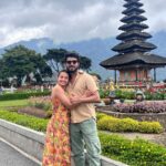 Shrenu Parikh Instagram - Dear Bali, You have been great and we are thankful to you for being you! . Never planned such a long trip so we were worried but thanks to @pickyourtrail we had our whole itinerary planned and all we had to do with enjoy and live Bali to the fullest! We saw beautiful places and did adventures too… had some great food and lived at great properties! . #bali #hasslefreeholidays #hasslefreetravel #luxurytravel #stay #ubud #seminyak #sideman #banyumalawaterfall #teganunganwaterfall #suwatwaterfall #tanhalottemple #ulundanu #ulluwatu #tirtaempul