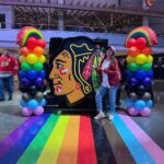 Shrenu Parikh Instagram - First time ever went to watch a raging ice hockey match of @nhlblackhawks and what an experience it was!! On a chilly weekday the @unitedcenter was HOUSEFULL with all the Chicago Blackhawks fans! PS yeh collaboration nahi bhai ka pyaar hai😂 . #chicago #windycity #unitedcenter #chicagobulls #blackhawks #icehockey #unitedairlines #usa #diaries United Center