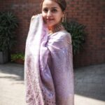 Shrenu Parikh Instagram - Lavender 💜 . Saree to disturb you guys!🫠 . Saree by @sugankesar . Sundar photos by @kapiltejwaniofficial @yourfstop