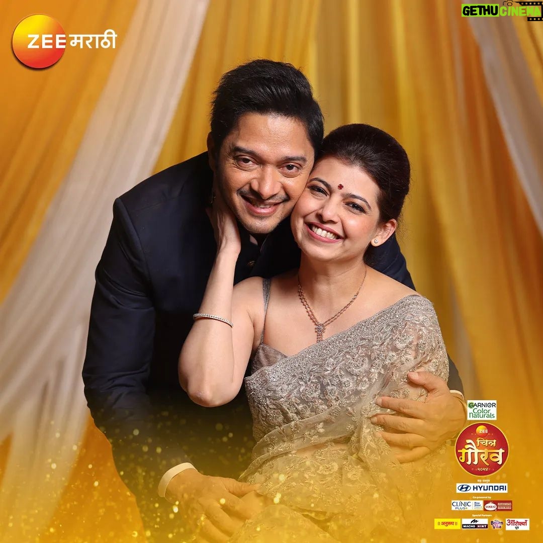 Shreyas Talpade Instagram - तळपदे दांपत्यांच्या आयुष्यातील Couple Goals टिपणारा गोड फोटो! ❤️ ‘झी चित्र गौरव पुरस्कार 2024’, 16 मार्च, शनिवार, 7 PM #ZeeMarathi #MeMarathiZeeMarathi #ZeeChitraGaurav2024 #ZCGP2024 #ZCG2024 #ZCG #Photoshoot