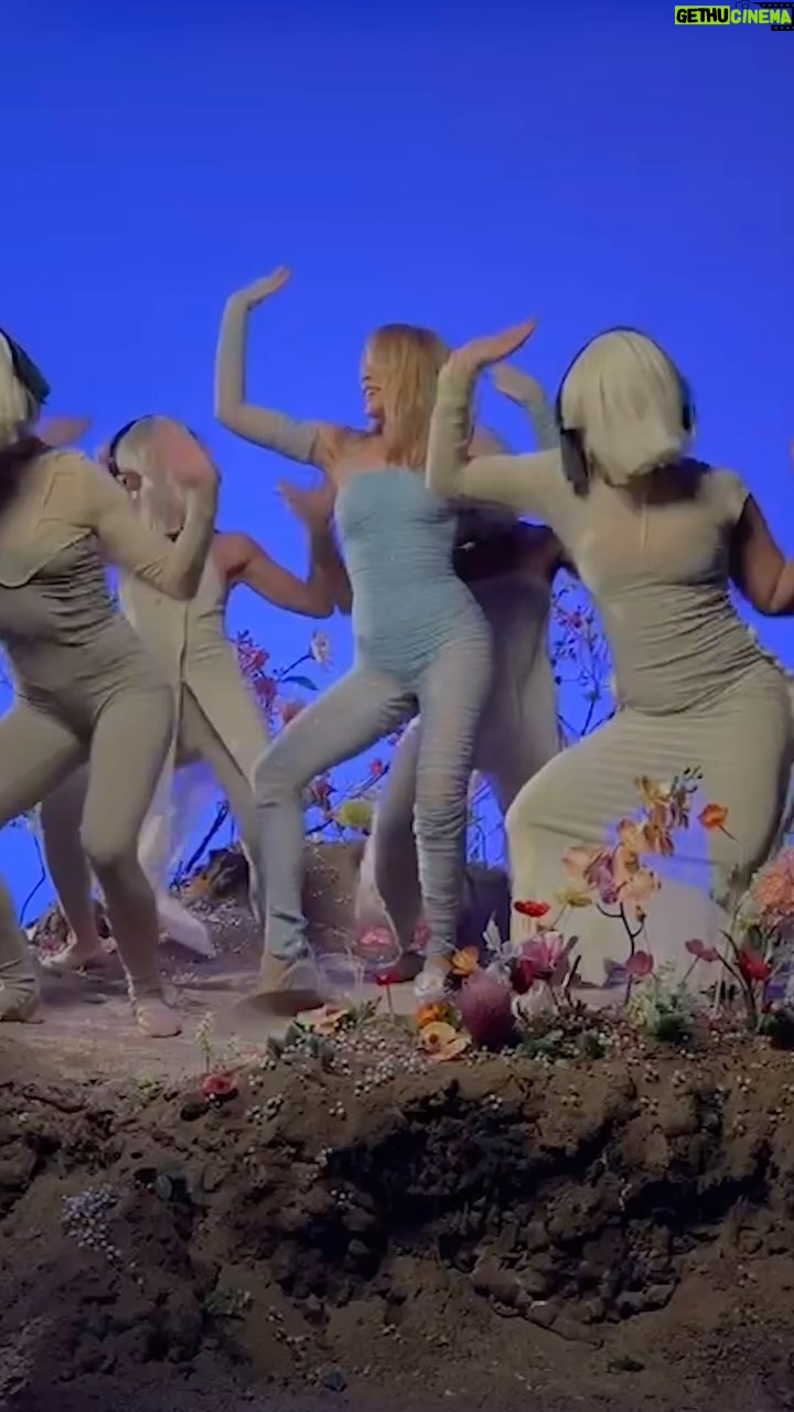 Sia Instagram - Fun on set means only one thing … IT’S HAPPENING! The Dance Alone music video, featuring @kylieminogue, is out THIS FRIDAY at 12pm ET/9am PT! 🥳🩵