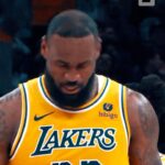 Sia Instagram - Bron vs. Steph matchups are always incredible 🔥 📺 Warriors-Lakers | 8:30 ET on ABC 🎵 “Incredible” @siamusic & @labrinth