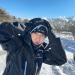 Simon Dominic Instagram - 새해 기념 맞이 한라산 성판악 코스 등반 완료. 백록담 정기 받고 온 정기석과 정상에서 먹은 인생 육개장 쳐직~