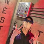 Simon Dominic Instagram - 내년에 봬요 누나